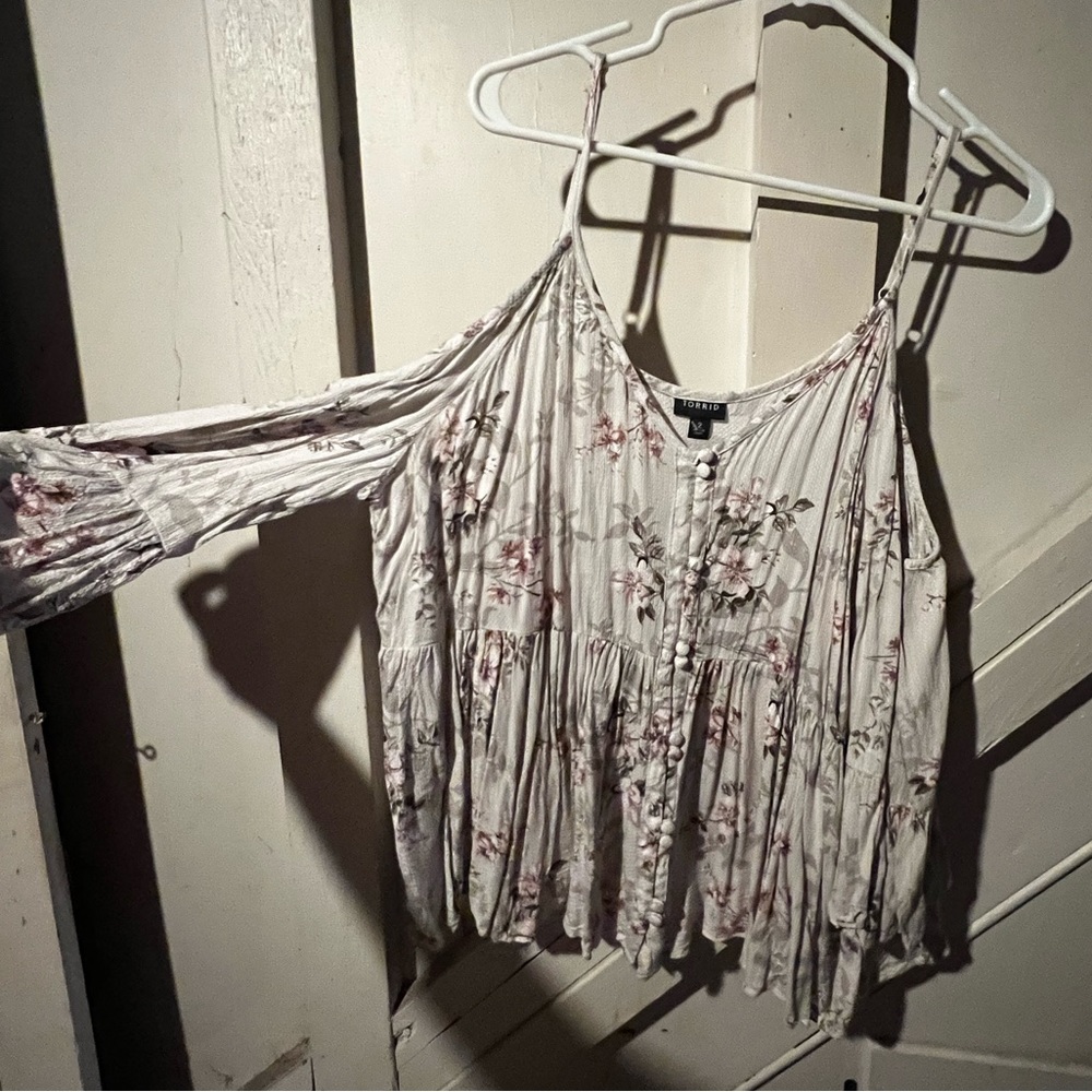 NWOT Floral Cold Shoulder Blouse